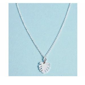 NWT Misha Hawaii Silvertone Palm Leaf‎ Pendant Necklace